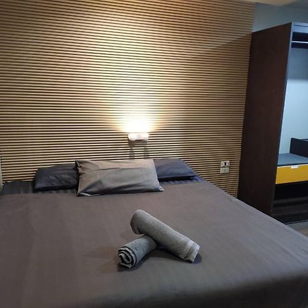 9 Hostel Chiang Mai Eksteriør billede