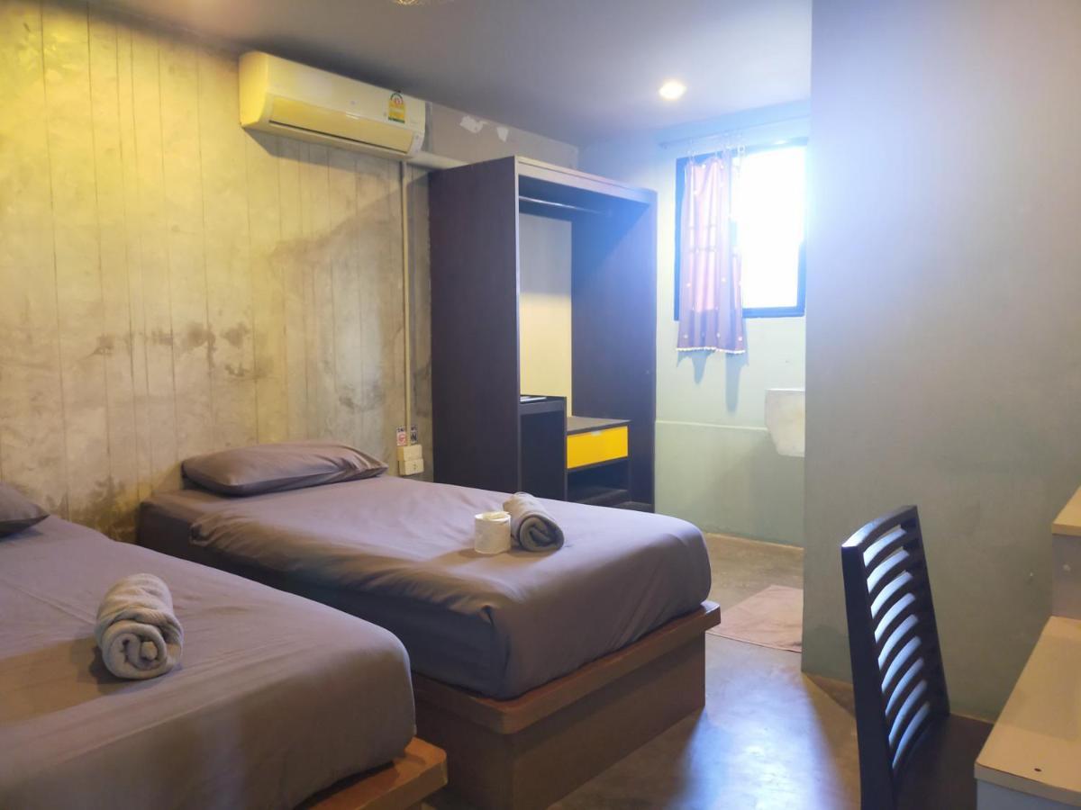 9 Hostel Chiang Mai Eksteriør billede