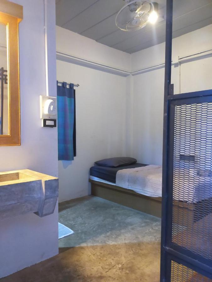 9 Hostel Chiang Mai Eksteriør billede