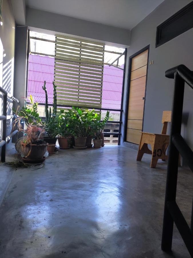 9 Hostel Chiang Mai Eksteriør billede