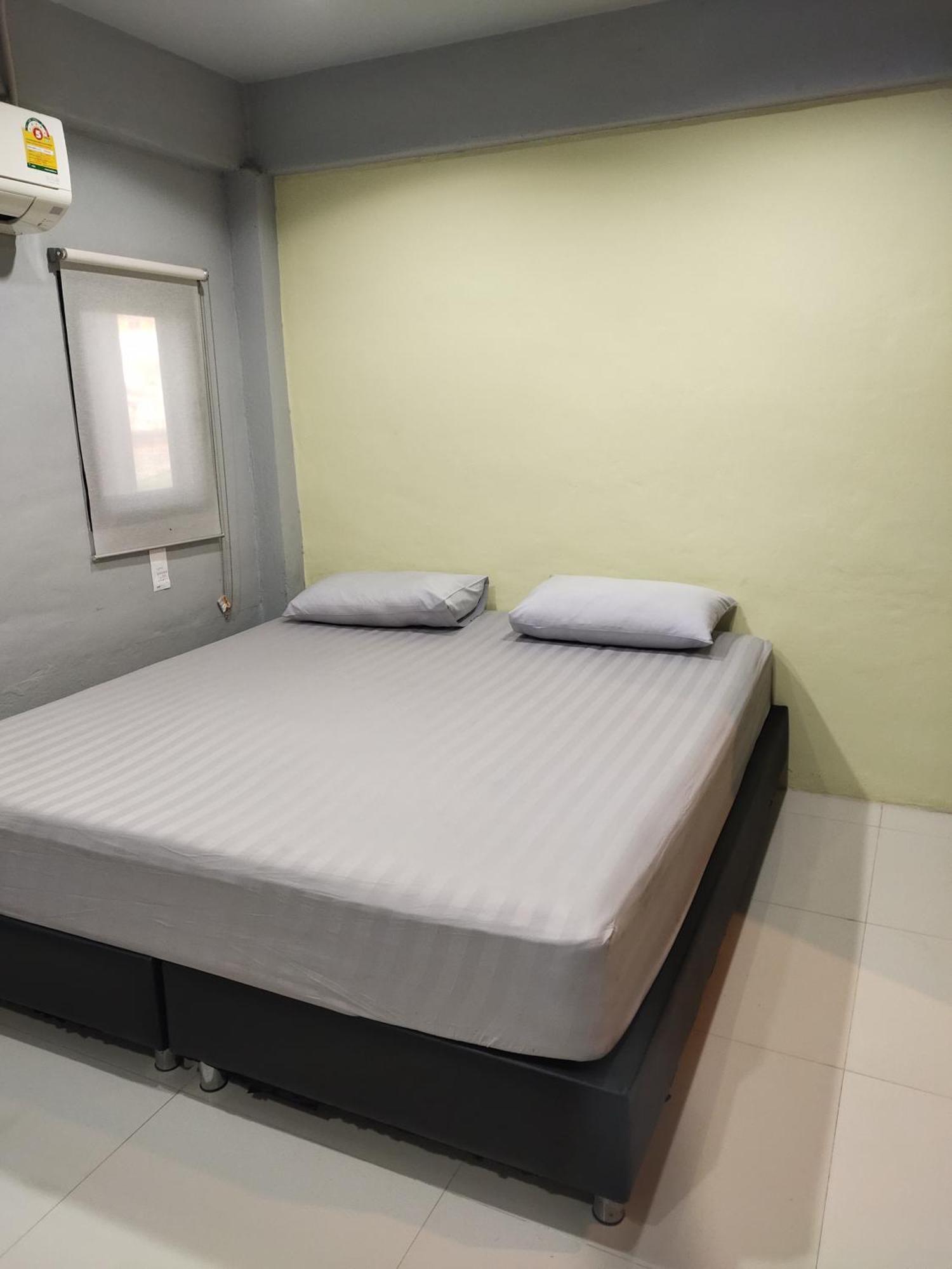 9 Hostel Chiang Mai Eksteriør billede