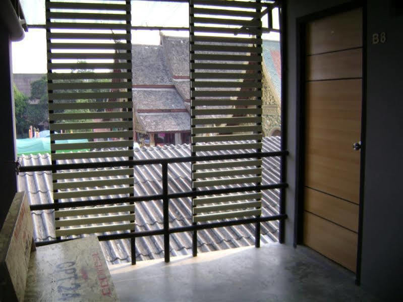 9 Hostel Chiang Mai Eksteriør billede